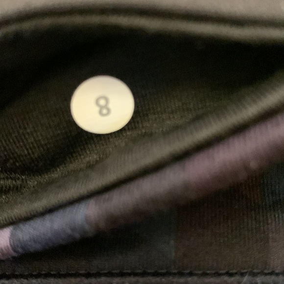 Lululemon purple geometric wunder unders leggings size 8 - Picture 4 of 10